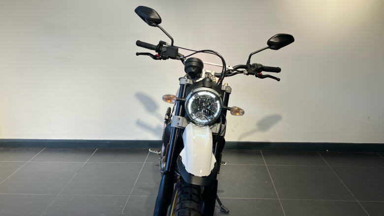 Ducati Scrambler Desert Sled - Red